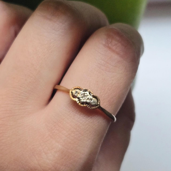 Vintage Solid 9ct 9K Carat Yellow & White Gold 375 Dainty Ornate Ring, sz 10 - Picture 4 of 8